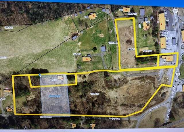 Property at 171 Devo St Unit D, Fancy Gap, VA 24328