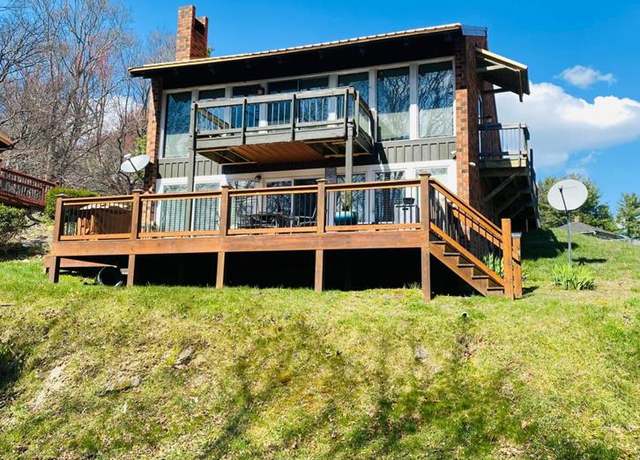 Property at 42 Deer Run Trl, Hillsville, VA 24343, 2 beds, 2 baths