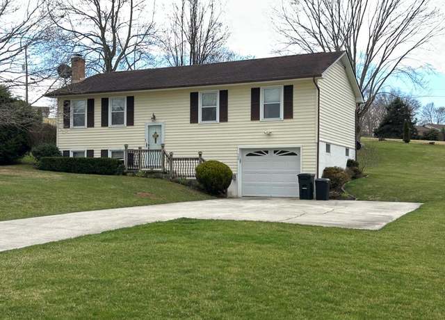Property at 105 Antler Dr, Wytheville, VA 24382, 4 beds, 2 baths