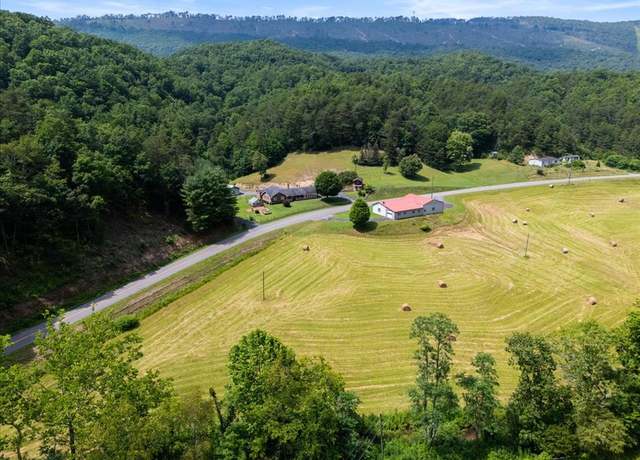 Property at 2467 Walkers Creek Rd, Marion, VA 24354, 3 beds, 2 baths