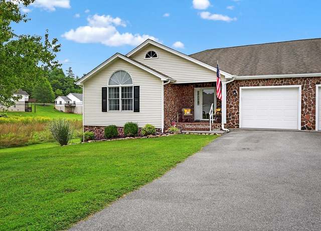 Property at 20850 Meadowbrook Dr, Abingdon, VA 24211, 2 beds, 2 baths