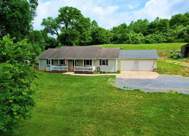Property at 495 Vale Cir, Marion, VA 24354, 3 beds, 3 baths