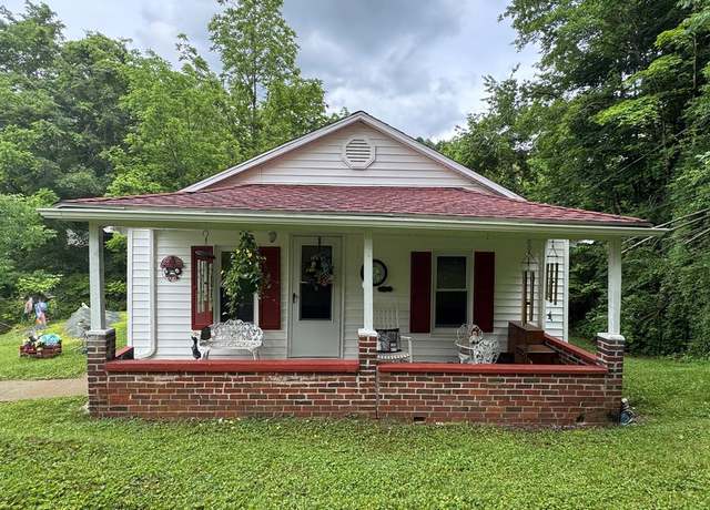 Property at 158 Clinchview St, North Tazewell, VA 24630, 2 beds, 1.5 baths