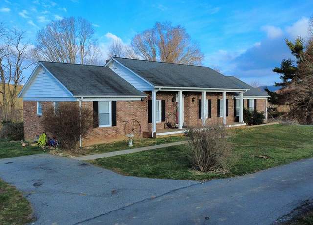 Property at 176 Radio Hill Rd, North Tazewell, VA 24630, 4 beds, 3 baths