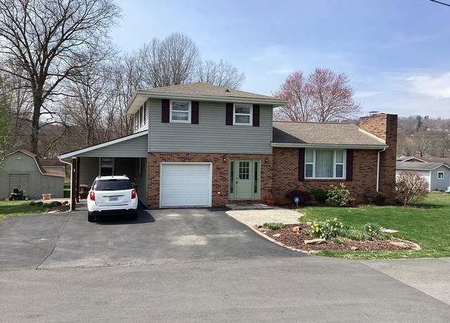 Property at 280 Jackson St, Raven, VA 24639, 3 beds, 2 baths