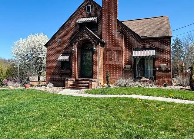 Property at 153 Wilden St, Marion, VA 24354, 4 beds, 2 baths