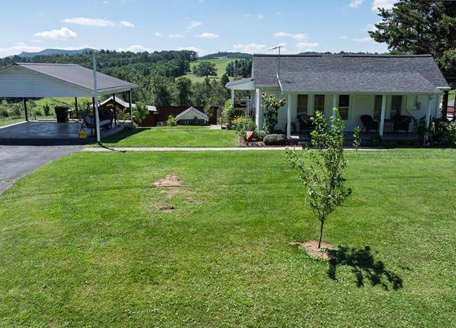 Property at 7038 Pipers Gap Rd, Galax, VA 24333, 2 beds, 1 bath