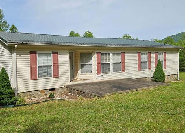 Property at 208 Hoot Hollow Rd, Cana, VA 24317, 3 beds, 2 baths