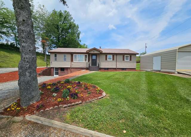Property at 3437 Low Gap Rd, Troutdale, VA 24378, 3 beds, 1 bath