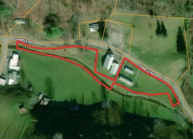 Property at 204 Daniels Rd, Bandy, VA 24602