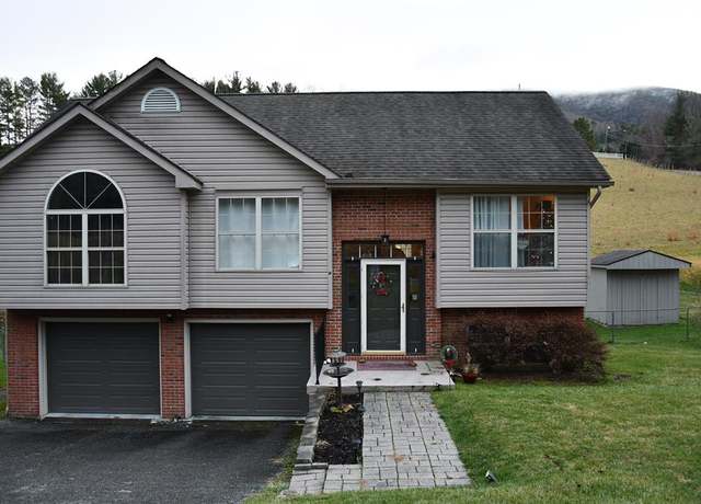 Property at 648 Dogwood Rd, Tazewell, VA 24651, 3 beds, 2 baths