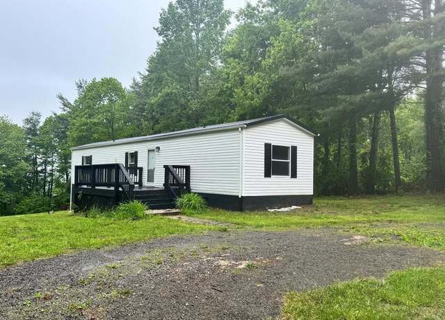 Property at 3682 Hebron Rd, Galax, VA 24333, 3 beds, 2 baths