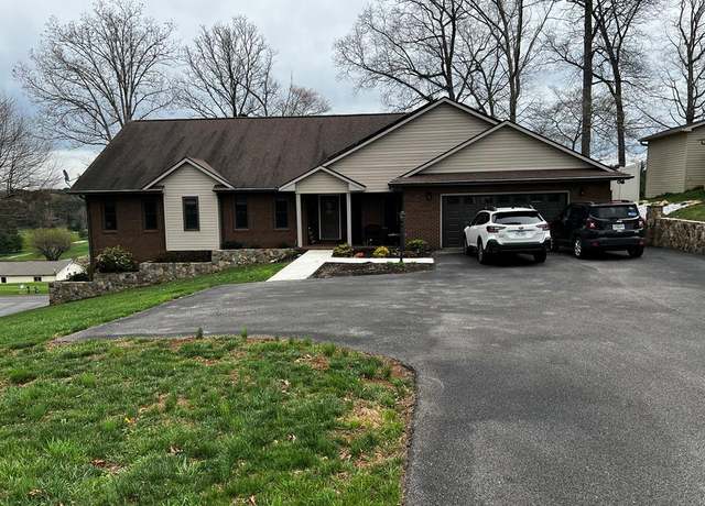 Property at 1979 Commonwealth Rd, Galax, VA 24333, 3 beds, 2 baths