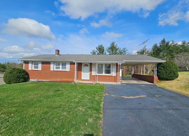 Property at 316 Windy Ridge Ln, Galax, VA 24333, 3 beds, 1.5 baths