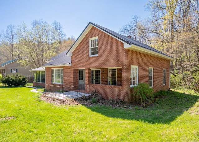 Property at 1473 Slate Spring Branch Rd, Wytheville, VA 24382, 4 beds, 1.5 baths