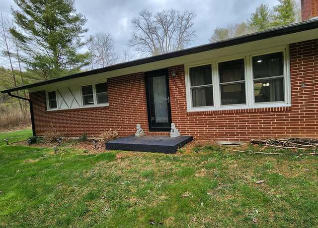 Property at 2096 Aspen Dr, Woodlawn, VA 24381, 2 beds, 2 baths