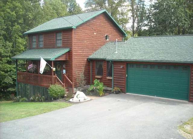 Property at 164 Hooper Ave, Crab Orchard, WV 25827, 3 beds, 2.5 baths