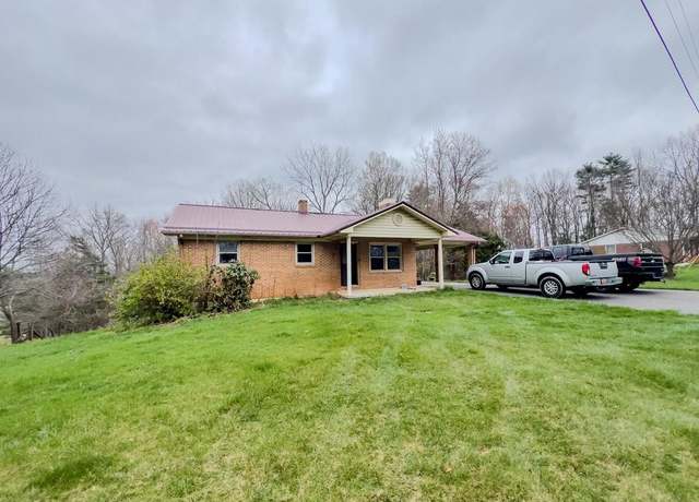 Property at 730 Wildcat Rd, Hillsville, VA 24343, 3 beds, 2 baths