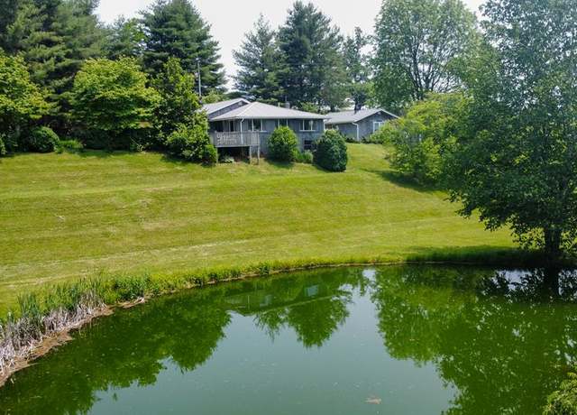 Property at 727 Sleepy Hollow Rd, Woodlawn, VA 24381, 3 beds, 2.5 baths