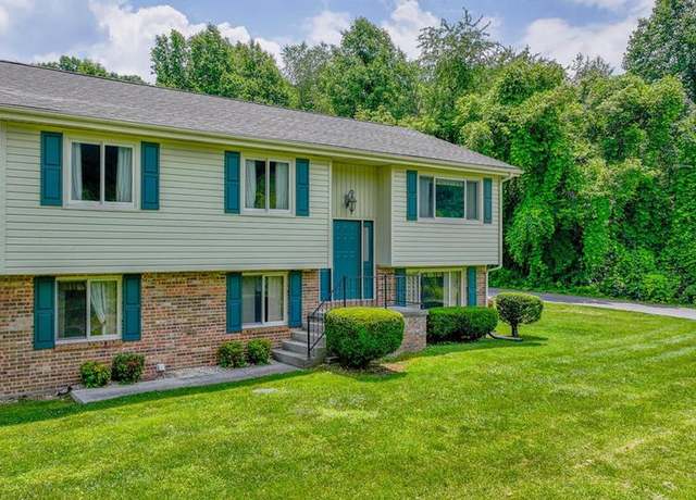 Property at 5696 Dr Thomas Walker Rd, Rose Hill, VA 24281, 3 beds, 3 baths
