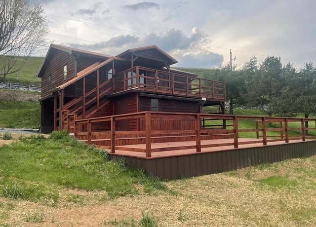 Property at 3747 Mountain Rd, Cedar Bluff, VA 24609, 2 beds, 2 baths
