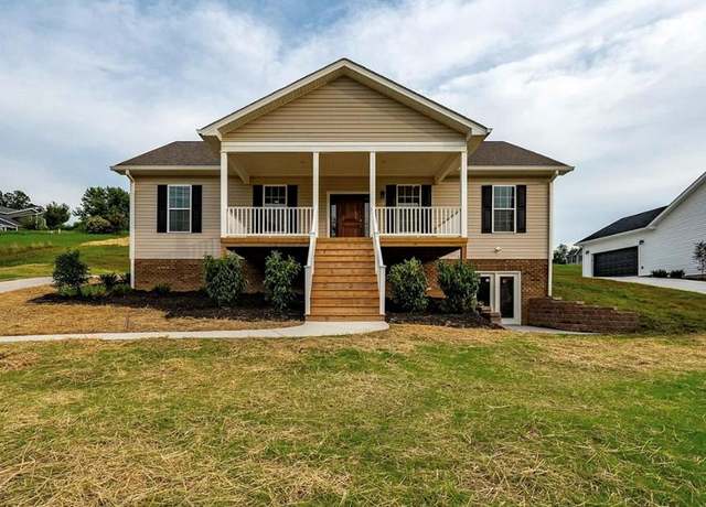 Property at 679 Hillman Hwy, Glade Spring, VA 24340, 3 beds, 2.5 baths