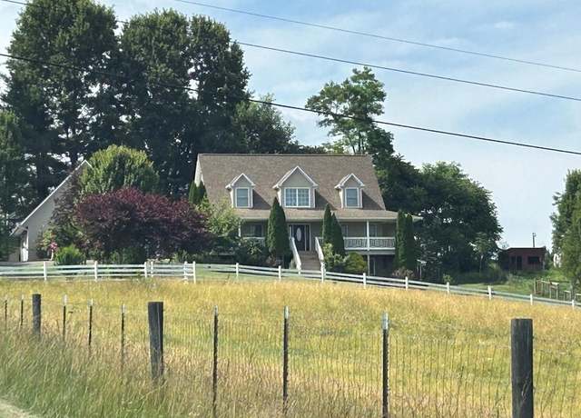 Property at 160 Cardova Dr, Max Meadows, VA 24360, 3 beds, 2.5 baths