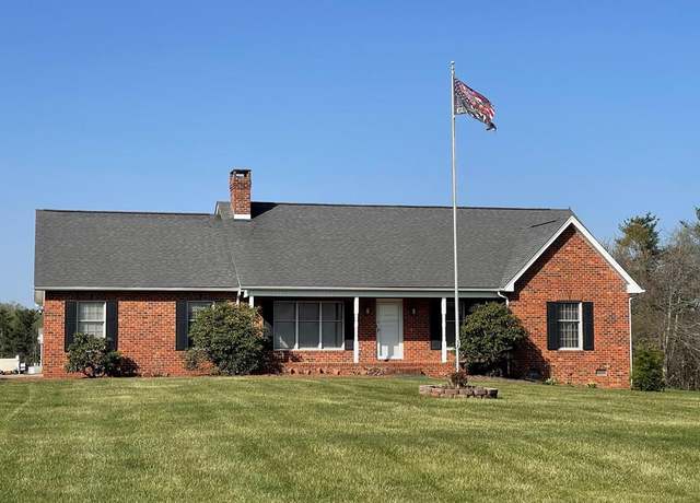 Property at 8330 Snake Creek Rd, Hillsville, VA 24343, 2 beds, 2 baths