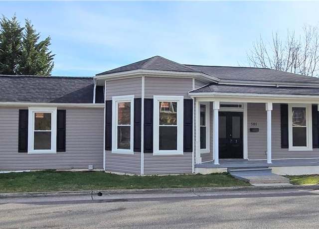 Property at 505 E North St, Wytheville, VA 24382, 3 beds, 2 baths