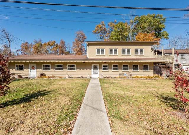 Property at 3782 W Lee Hwy, Wytheville, VA 24382, 9 beds, 3 baths