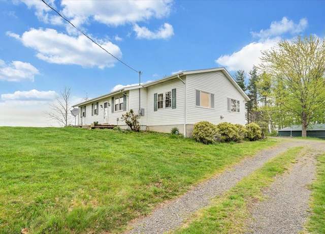 Property at 210 Baltimore Rd, Hillsville, VA 24333, 2 beds, 2 baths