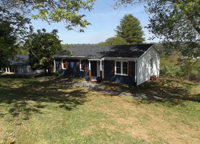 Property at 200 Clover St, Galax, VA 24333, 3 beds, 1 bath