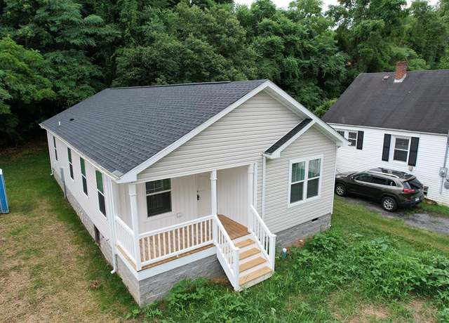 Property at 535 S Church St, Marion, VA 24354, 3 beds, 2 baths