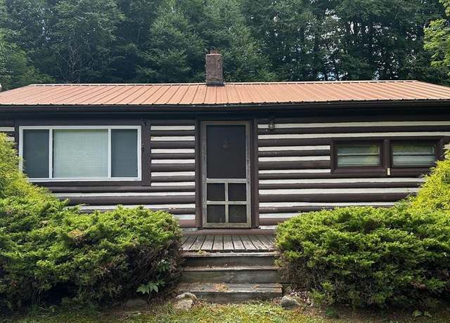 Property at 916 Laurel Valley Rd, Troutdale, VA 24378, 2 beds, 1 bath