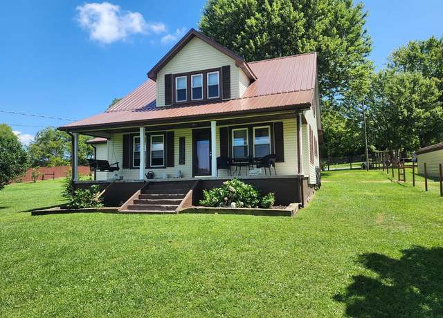 Property at 78 Oak Grove Rd, Hillsville, VA 24343, 3 beds, 1 bath
