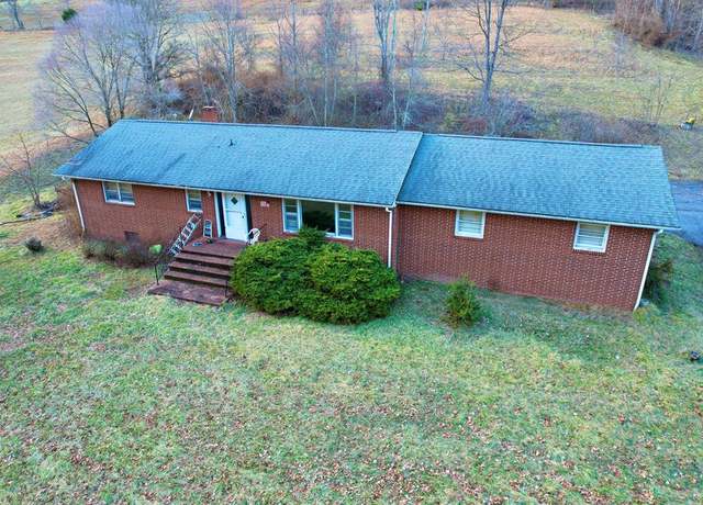 Property at 1074 Wassum Valley Rd, Marion, VA 24354, 3 beds, 1 bath
