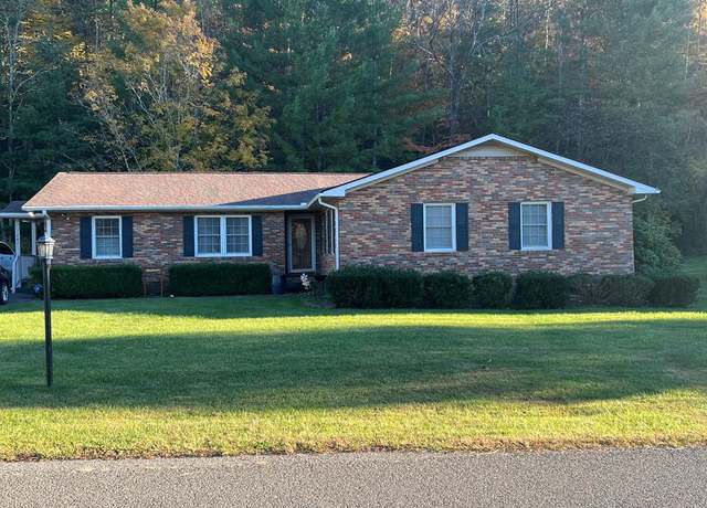 Property at 141 Terry Dr, Richlands, VA 24641, 4 beds, 2.5 baths