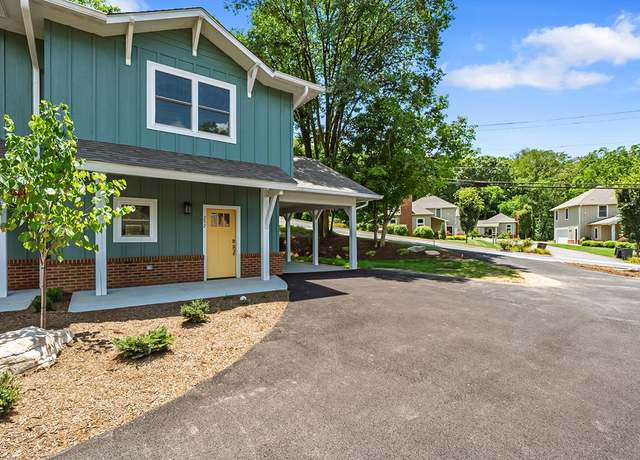 Property at 257 N Church St, Marion, VA 24354, 2 beds, 2.5 baths