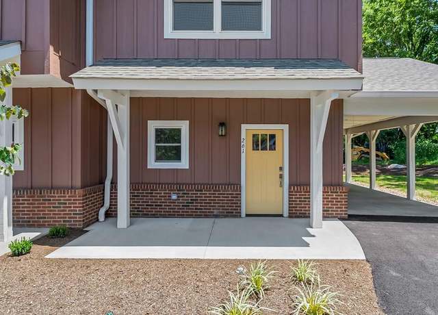 Property at 261 N Church St, Marion, VA 24354, 2 beds, 2.5 baths