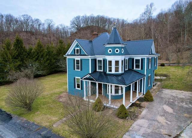 Property at 651 N Holston St, Marion, VA 24354, 5 beds, 2.5 baths