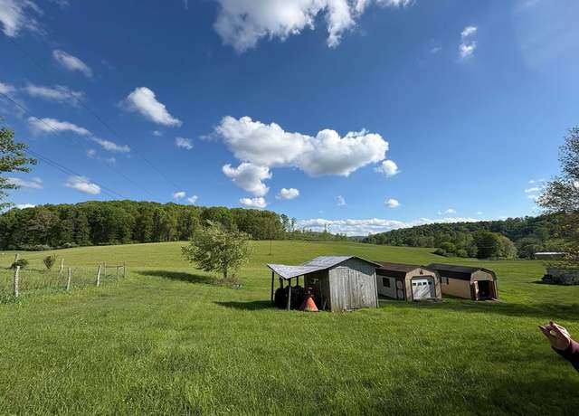 Property at 806/812 Crowe Hollow Rd, Atkins, VA 24311, 3 beds, 2 baths