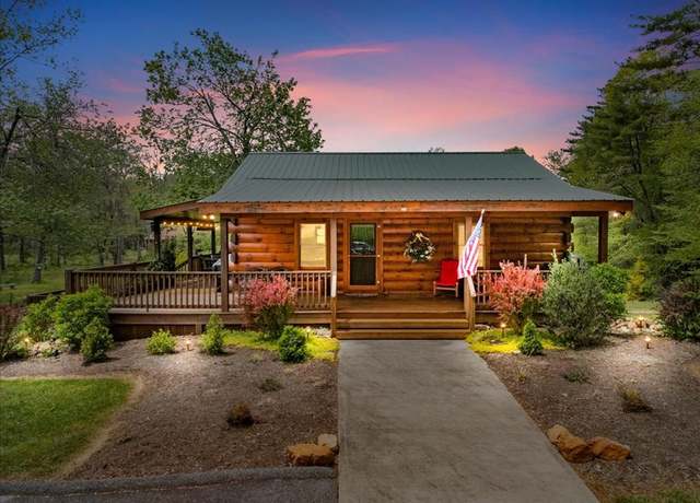 Property at 157 Double Bridges Dr, Fancy Gap, VA 24328, 2 beds, 2 baths