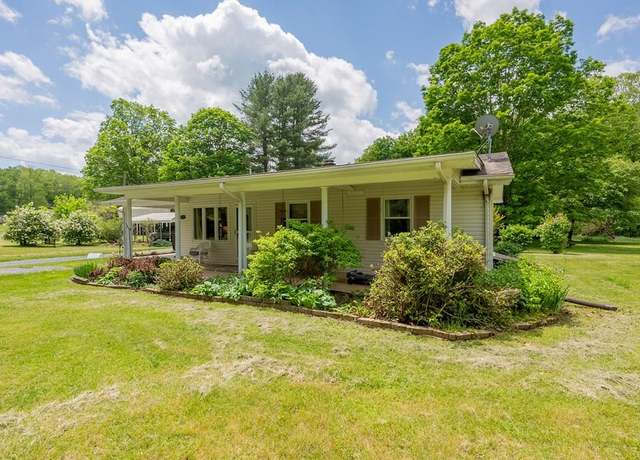 Property at 450 Stoney Battery Rd, Marion, VA 24354, 3 beds, 1 bath