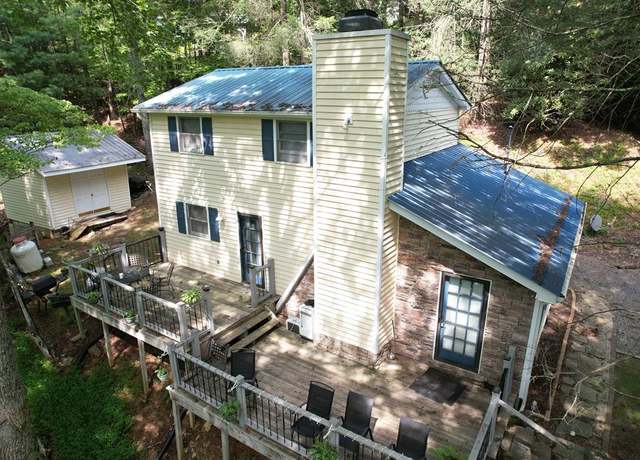 Property at 212 Creekside Dr, Dugspur, VA 24325, 3 beds, 2 baths