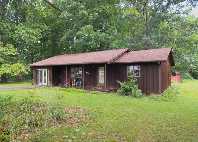 Property at 2173 Edmonds Rd, Galax, VA 24333, 2 beds, 1 bath