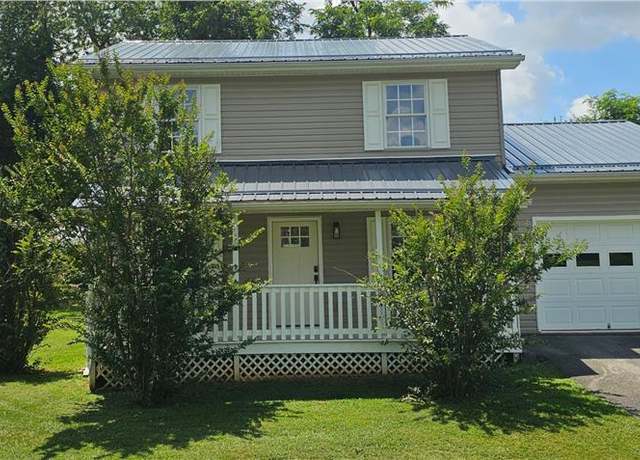 Property at 240 Hallock Dr, Abingdon, VA 24210, 3 beds, 2.5 baths