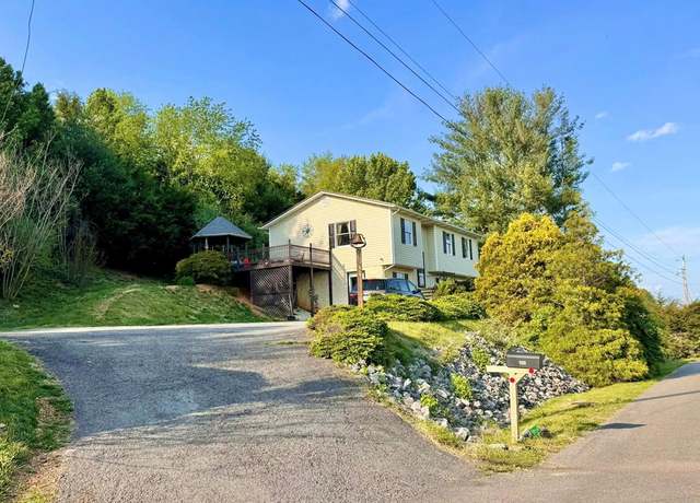 Property at 203 Fair St, Pounding Mill, VA 24637, 3 beds, 2 baths