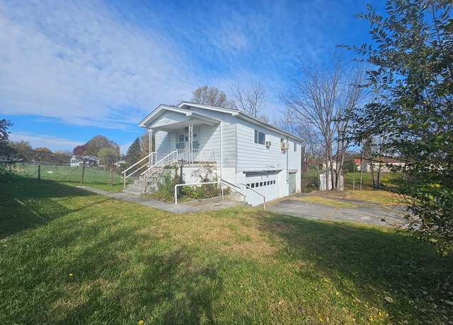 Property at 649 Goolsby St, Marion, VA 24354, 2 beds, 1 bath