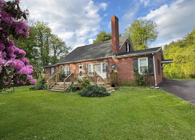 Property at 347 Beaver Dam Rd, Hillsville, VA 24343, 5 beds, 2 baths