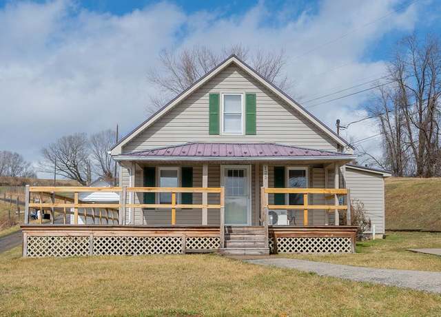 Property at 125 Vine St, Galax, VA 24333, 2 beds, 1 bath